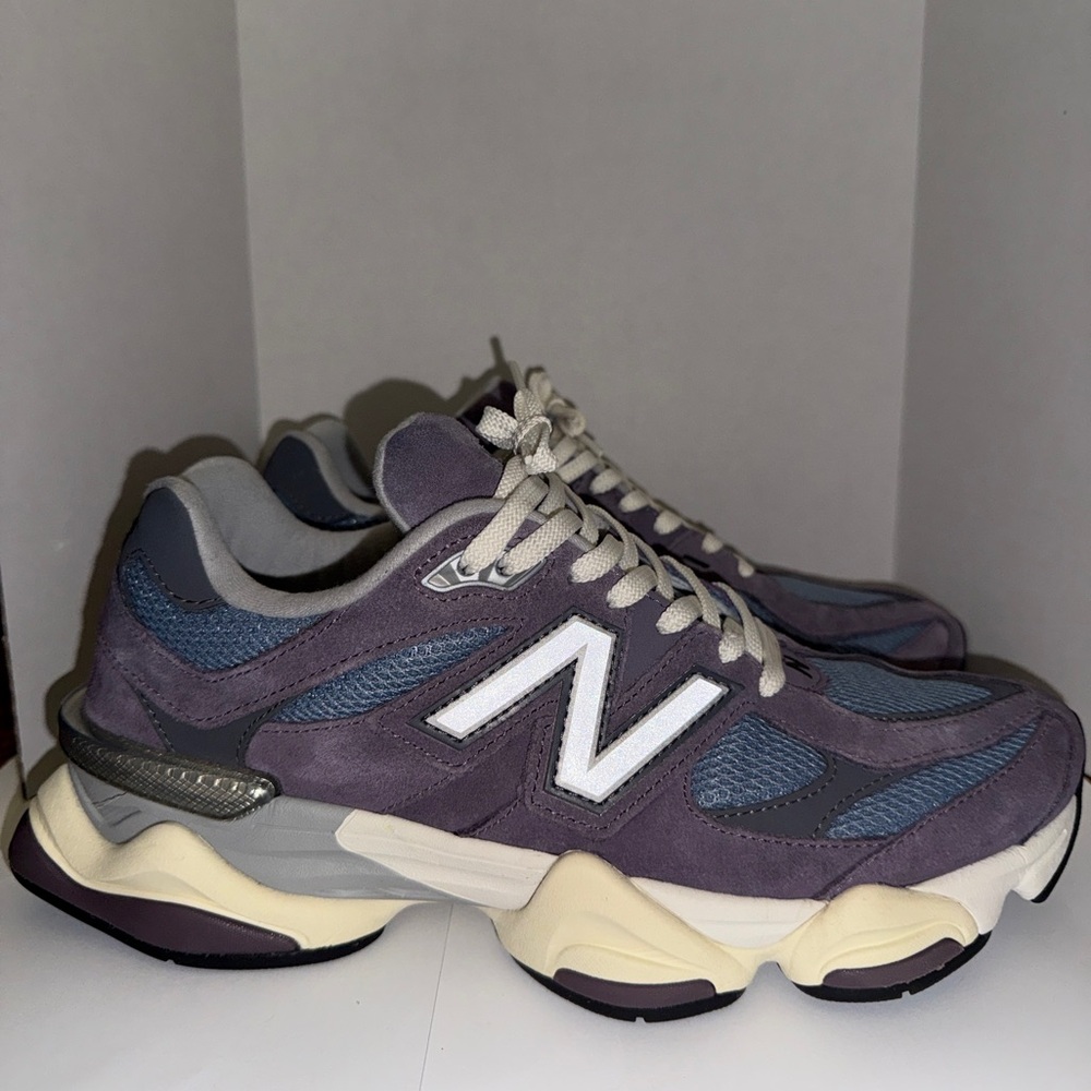 9060 New Balance Purple and Blue Athletic Shoes